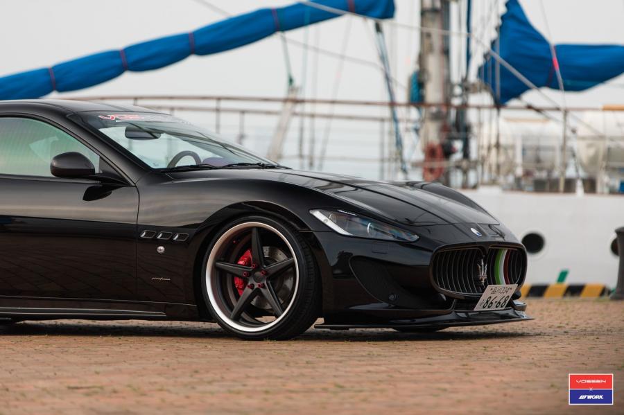 Детали экстерьера Maserati GranTurismo on Vossen Wheels (VWS-3) 2019 года  (фото 23 из 24)